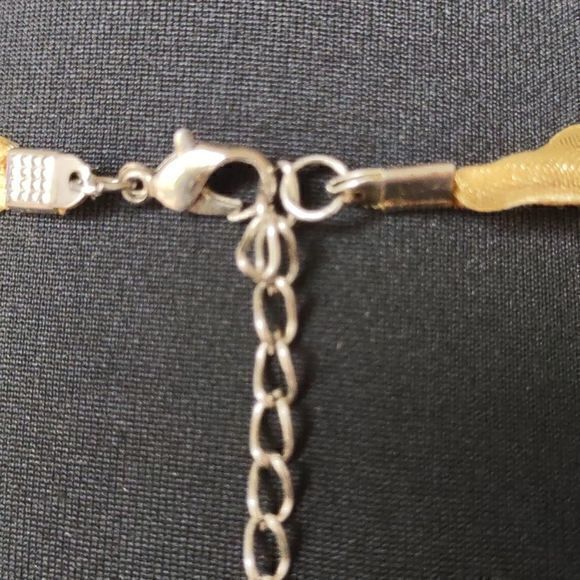 Yellow Flower Teardrop Necklace‎ - Picture 13 of 13